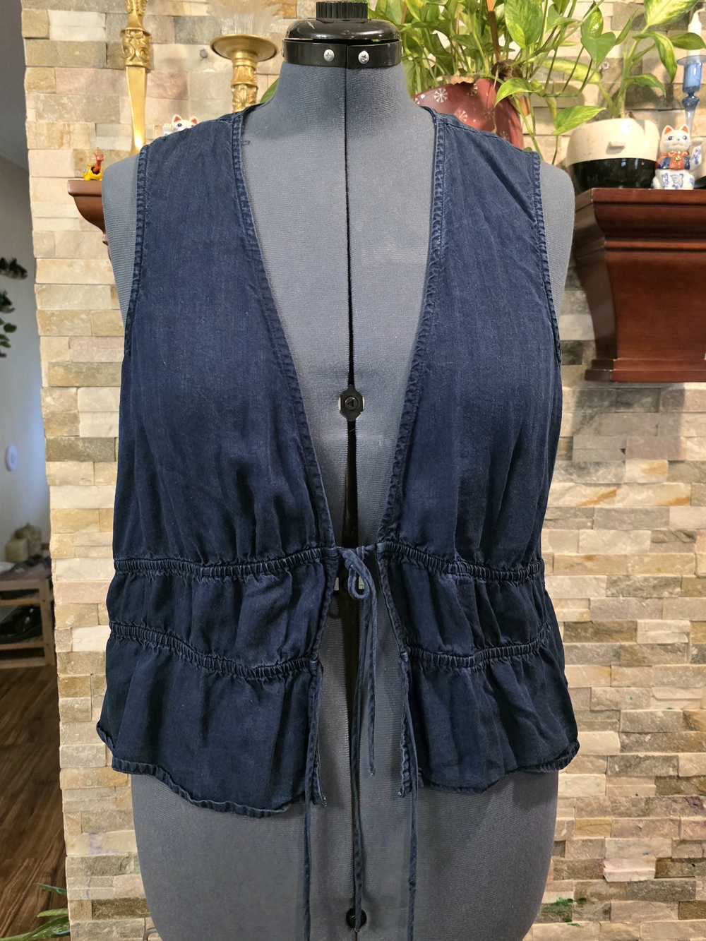 ana- Blue Sleeveless Tie-Front Top